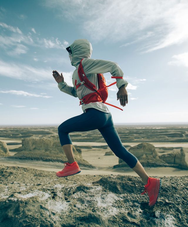 running-in-desert-2022-02-22-06-54-31-utc